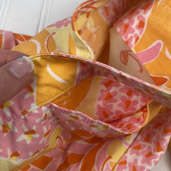 Lilly Pulitzer pineapple print cotton cropped pants yellow & pink 6 - Picture 11 of 11